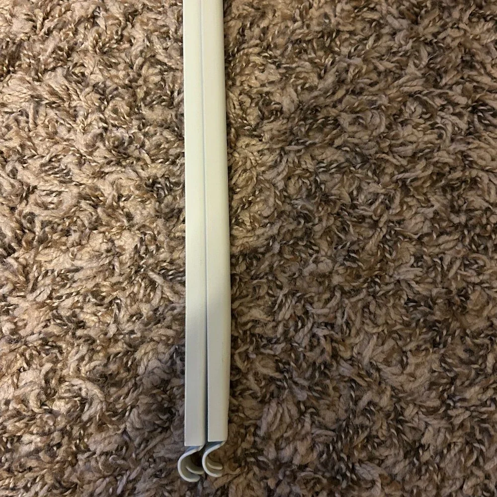 2 ClosetMaid 6606 White 12